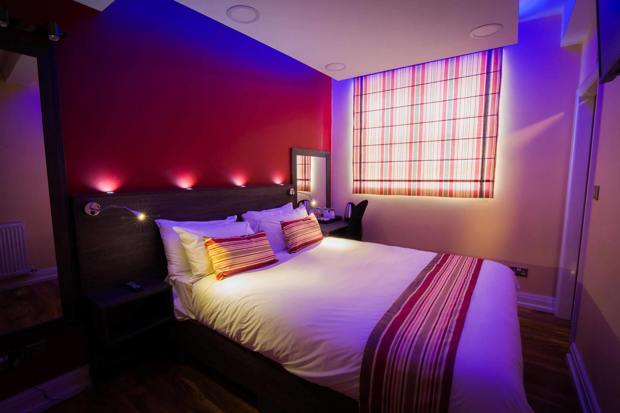 Ville Hotel Манчестер Екстер'єр фото